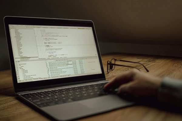 How is the UK automotive industry addressing supply chain challenges?